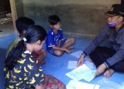 Pandemi Corona, Dua Guru di Garut Selatan Mengajar Berkeliling ke Rumah Siswa