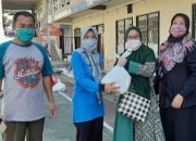 Farmasi F-Mipa Uniga Bagikan 250 Paket Sembako kepada Warga Sekitar Kampus