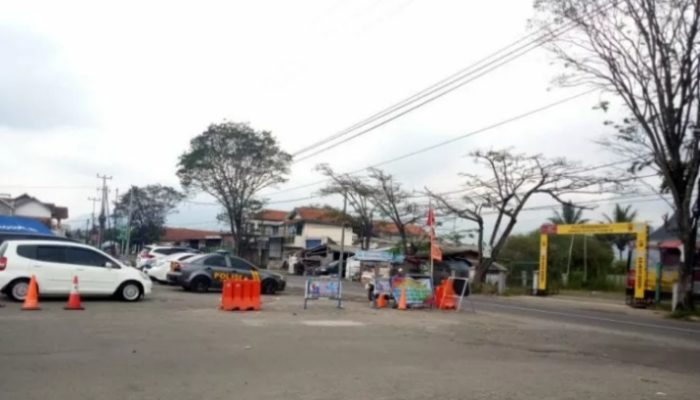 PSBB Jawa Barat, Kendaraan Bebas Keluar Masuk di Perbatasan Garut