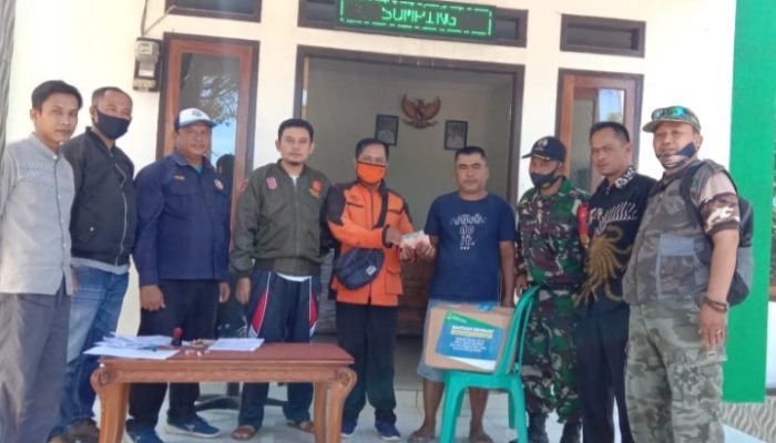 25 Keluarga Rumah Tangga Sasaran di Cikelet Dapat Bantuan Gubernur