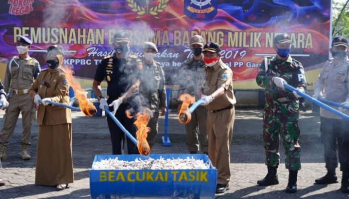 Barang Milik Negara Hasil Sitaan Tahun 2019 Dimusnahkan di Garut