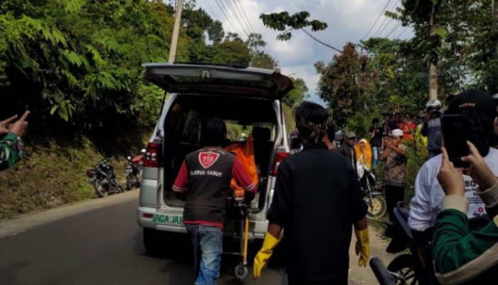 Mayat Lelaki Tanpa Identitas Ditemukan Warga Leles di Kebun Jabon