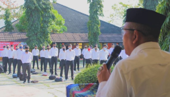 Hikmah Pandemi Covid-19 bagi SMKN 2 Garut, Dipercaya oleh Mayora