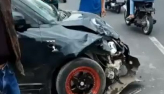 Empat Orang Jadi Korban dalam Kecelakaan Lalin di Jalan Raya Leles-Tarogong