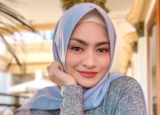 Ini Mualaf yang Dekat dengan Komedian Sule, Keluarganya Mendukung