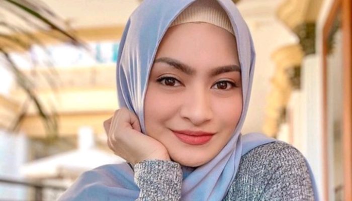 Ini Mualaf yang Dekat dengan Komedian Sule, Keluarganya Mendukung