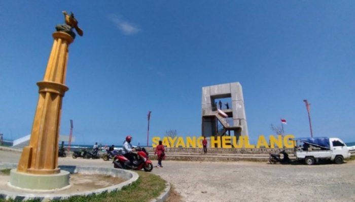 Pembangunan Objek Wisata Pantai di Garut Dihentikan Sementara karena Covid-19