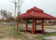 Pengunjung ke Pantai Sayangheulang Menurun Pascainformasi Akan Terjadi Tsunami 20 Meter