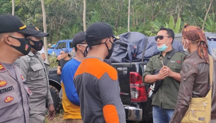 SIC, Kujang, dan KPJI Distribusikan Bantuan Sembako bagi Korban Banjir Bandang