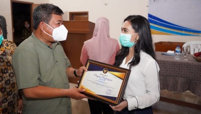 Bupati Garut Lepas 50 Peserta Nusantara Sehat di Pantai Rancabuaya