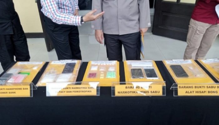 Empat Kurir Sabu-sabu Jaringan Antarkota Ditangkap Polisi di Bandung