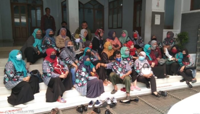 Selama 11 Bulan Terakhir, 63 Guru Bantu di Garut Tidak Digaji Sepeser Pun