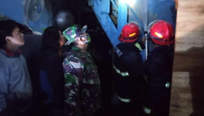 Rumah Ketua RT di Tarogong Kidul Terbakar, Istrinya Menderita Luka Bakar