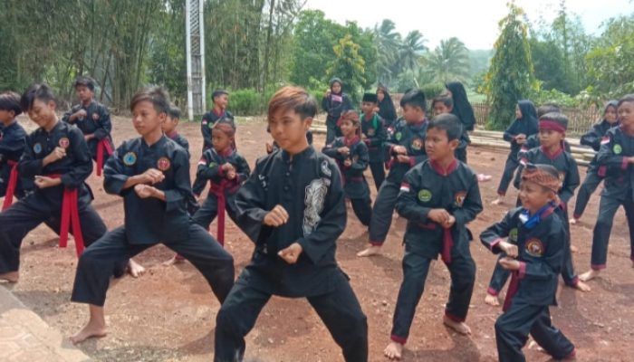 Tahfidz Alqur’an dan Pencak Silat, Program Eskul Unggulan di SDIT Almanar