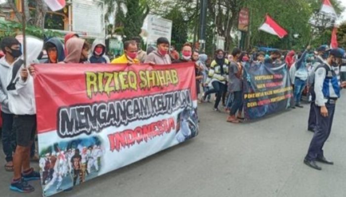 Aksi Penolakan Kehadiran HRS Terus Meluas, Kini Disampaikan Warga Garut