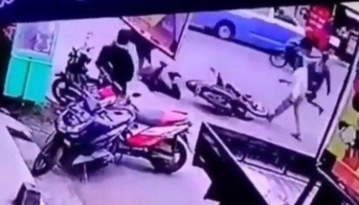 Video Viral, Tukang Parkir di Garut Keroyok Petugas Perbaikan Mesin ATM