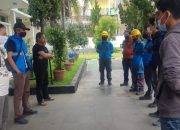 PLN UP3 Garut Kirim Relawan untuk Pulihkan Listrik Akibat Banjir Karawang