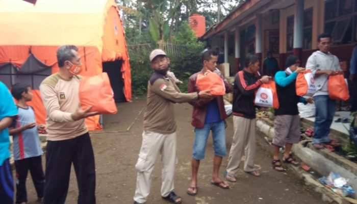 Hadir di Bencana Cilawu, PKS Garut Semakin Kokoh Layani Rakyat