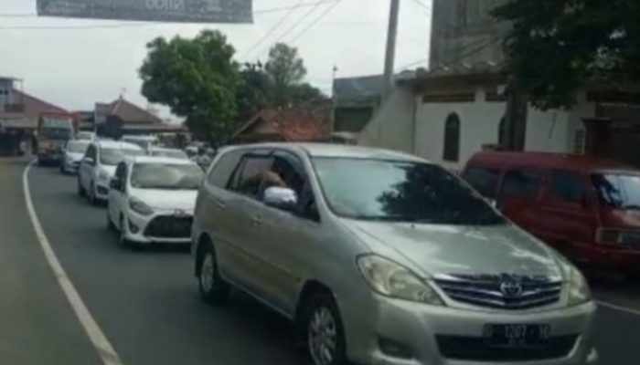 Jalur Selatan Jawa Barat Lintas Garut Padat Saat Libur Waisak