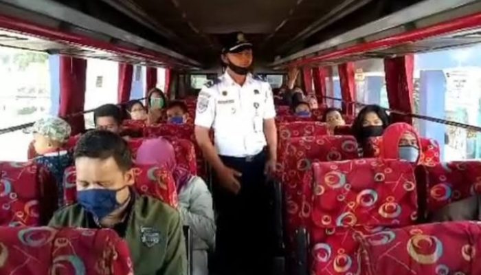 Penumpang Bus di Garut Wajib Bawa Surat Bebas Covid-19 dan Jalankan Prokes