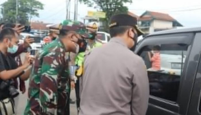 Seribuan Kendaraan dari Luar yang Hendak Masuk Wisata Garut Diputarbalikan