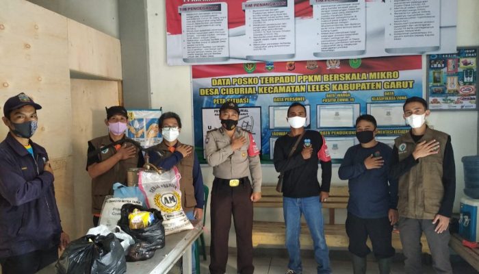 Kasus Covid-19 Melonjak di Ciburial, Kepala Desa Salurkan Bantuan