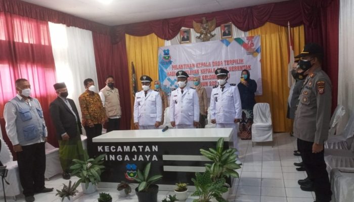 Camat Singajaya Ucapkan Selamat Atas Dilantiknya Tiga Cakades di Wilayahnya