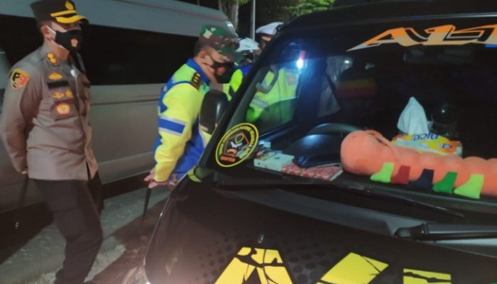 Polisi Perketat Jalan Utama Menuju Perkotaan Garut Jelang Idul Adha