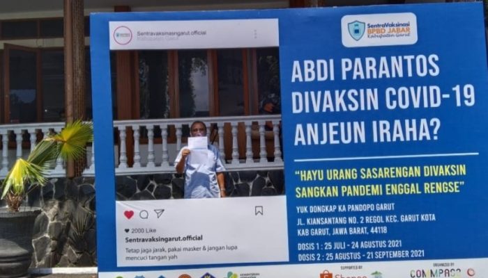 Seorang Warga Cibatu Merasa Bersyukur Bisa Divaksin di Pendopo Garut