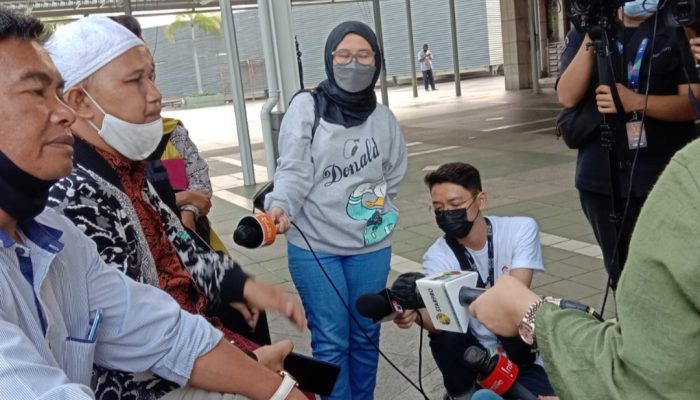 Hadir di TV Terkait Ustaz Solmed, Warga dan Kades Cisewu Dikerubuti Wartawan