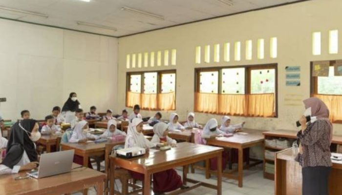 Ditjen Pendis Kemenag Beri Pelatihan Literasi Digital kepada Guru Madrasah di Garut