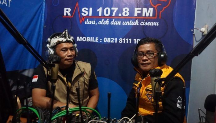 Saat Pandemi, Radio Komunitas Rasi Tetap Eksis Sebarkan Informasi kepada Warga Cisewu