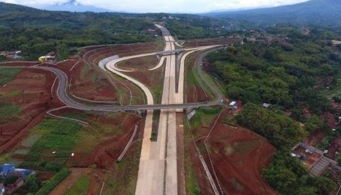 Duh… Terkendala Anggaran, Pembebasan Lahan untuk Jalan Tol Cigatas Ditangguhkan