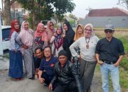 Alumni SMA Negeri 1 Tasikmalaya Salurkan Bantuan kepada Korban Rudapaksa di Garut