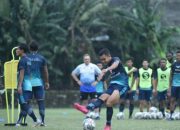 Persib Bandung Geber Latihan Fisik Bersiap Hadapi Madura United