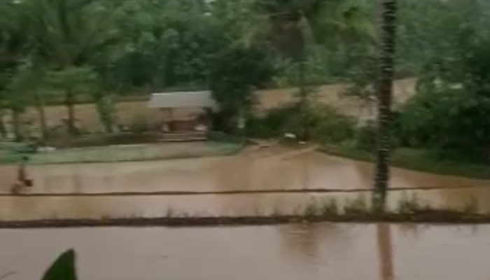 Puluhan Orang Terdampak Akibat Banjir Bandang di Selaawi, Insfrastruktur Publik Rusak