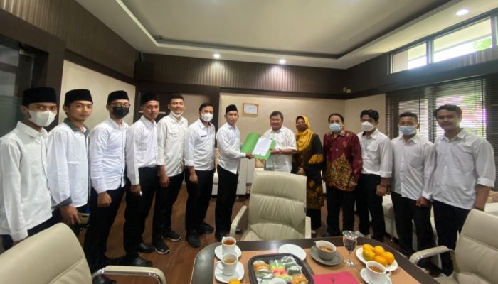 ICMI Muda Garut Minta Bupati Rudy Gunawan Jadi Dewan Pembina Organisasinya