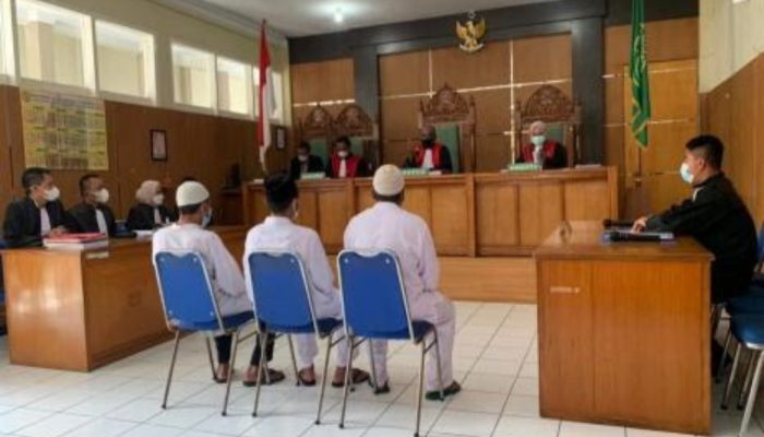 Sidang Tiga Jenderal NII di Garut: “Silakan Hukum Kami Seadil-adilnya”