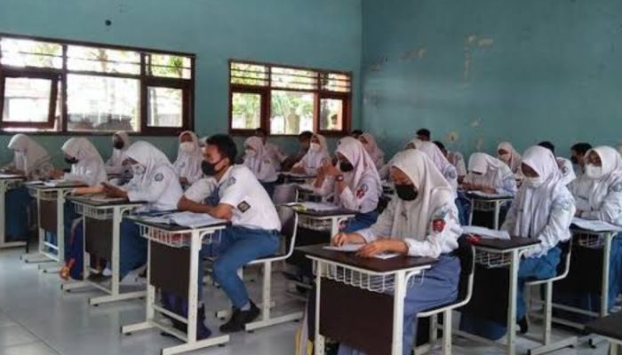 Ditemukan Kasus Covid-19, Sejumlah Sekolah di Garut Menghentikan PTM