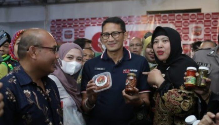 Sandiaga Uno Bantu Pasarkan Bakso Aci Asli Garut Tembus Mancanegara