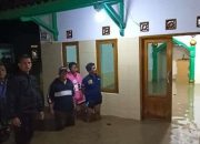 Hujan Mengguyur Garut pada Jum’at, Banjir Mengepung di Sejumlah Kawasan