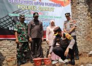 Pemkab dan Polres Garut Berkolaborasi Bangun Rumah Warga yang Dirobohkan Rentenir