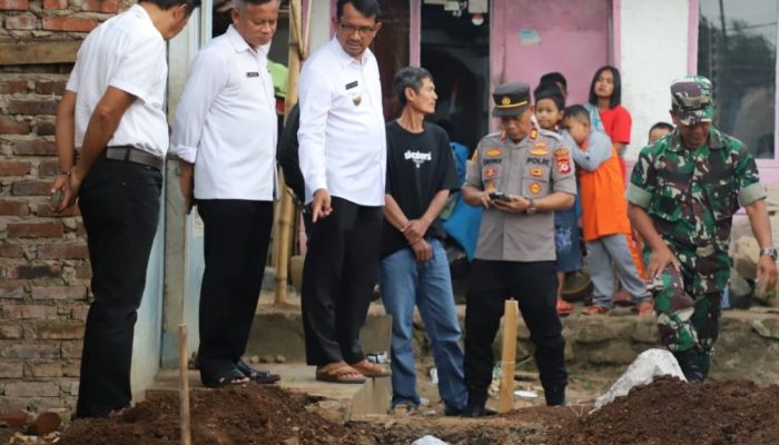 Tinjau Rumah Undang, Wabup Garut Imbau Masyarakat untuk Hindari Jasa Rentenir