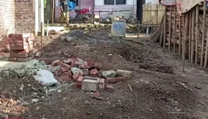 Wanita Rentenir di Garut Tega Robohkan Rumah Warga yang Berutang Rp1,3 Juta