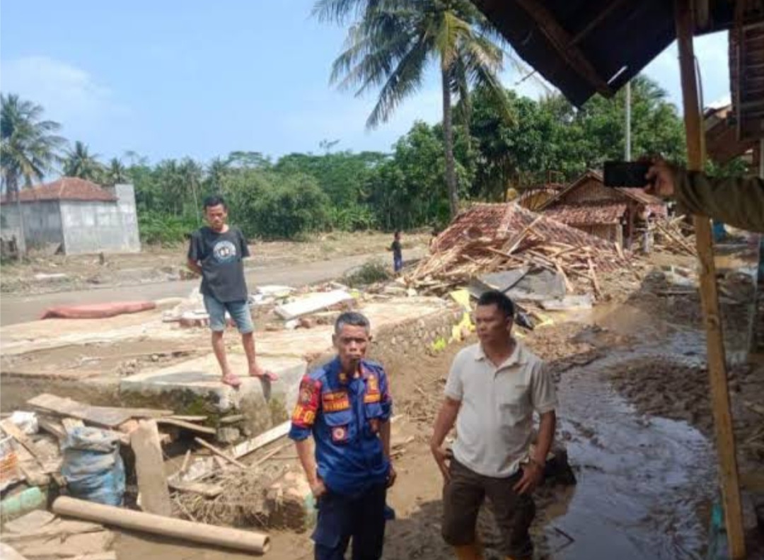 Opsi Hindari Ancaman Banjir Pameungpeuk, Relokasi Rumah Warga atau Buat Tanggul
