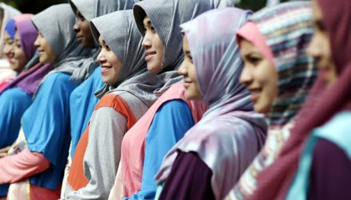 Parmusi Minta Bupati Garut Jadikan Hari Jumat Sebagai “Hari Wajib Jilbab”