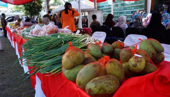 Kendalikan Inflasi, Pemkab Garut Gelar Pangan Murah bagi Masyarakat