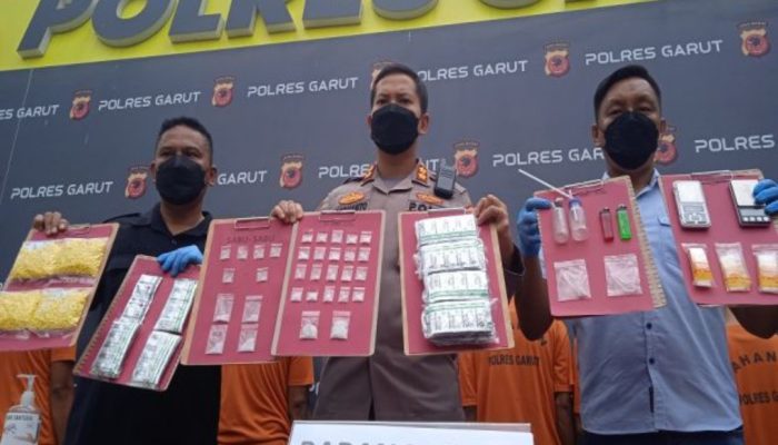 Dua Oknum Wartawan dan Satu Atltet Balap Sepeda di Garut Ditangkap Polisi Gegara Edarkan Sabu