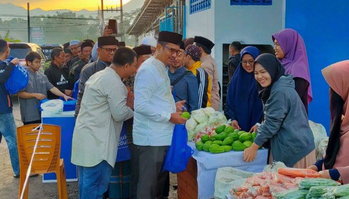 Komunitas Yuk Peduli Selenggarakan Pasar Bahagia, Wabup Garut: Bantu Warga Miskin Secara Gratis