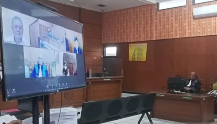 Lakukan Penggelapan dan Pencucian Uang, Mantan Ketua DPRD Jabar Dituntut 12 Tahun Penjara